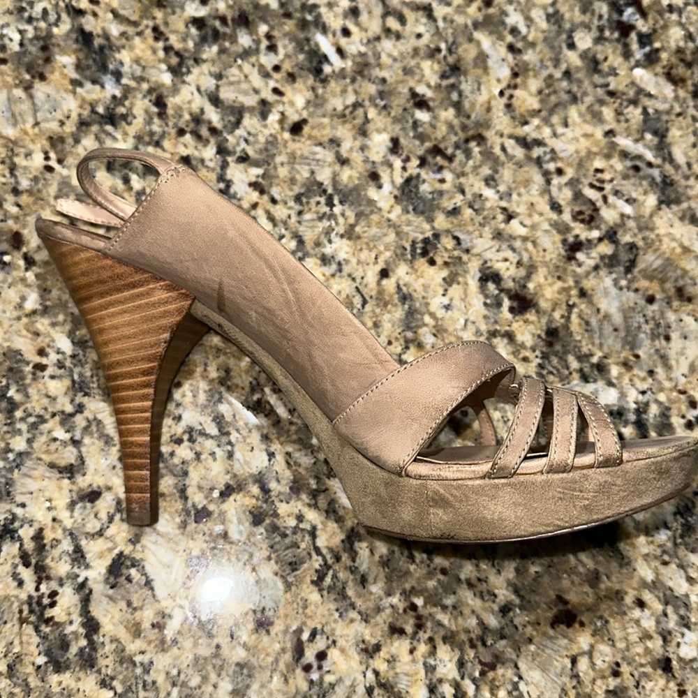 Nine West STUNNER Nude leather strappy sling back heels, 10.5 - Picture 5 of 8